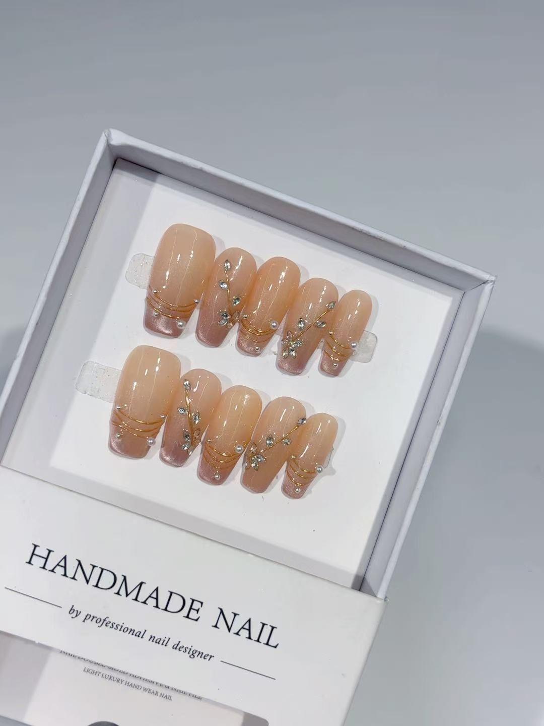 D Series (1) · Deluxe Premium Press-On Nail Set